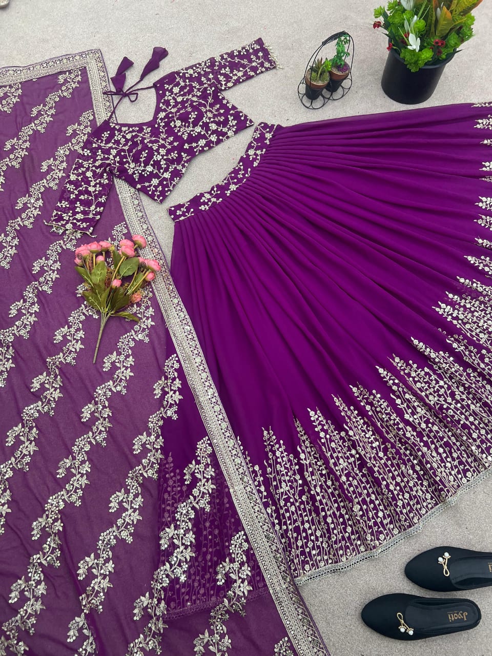 ✨ Elegant Embroidered Sequence Designer Lehenga Set – Premium Partywear