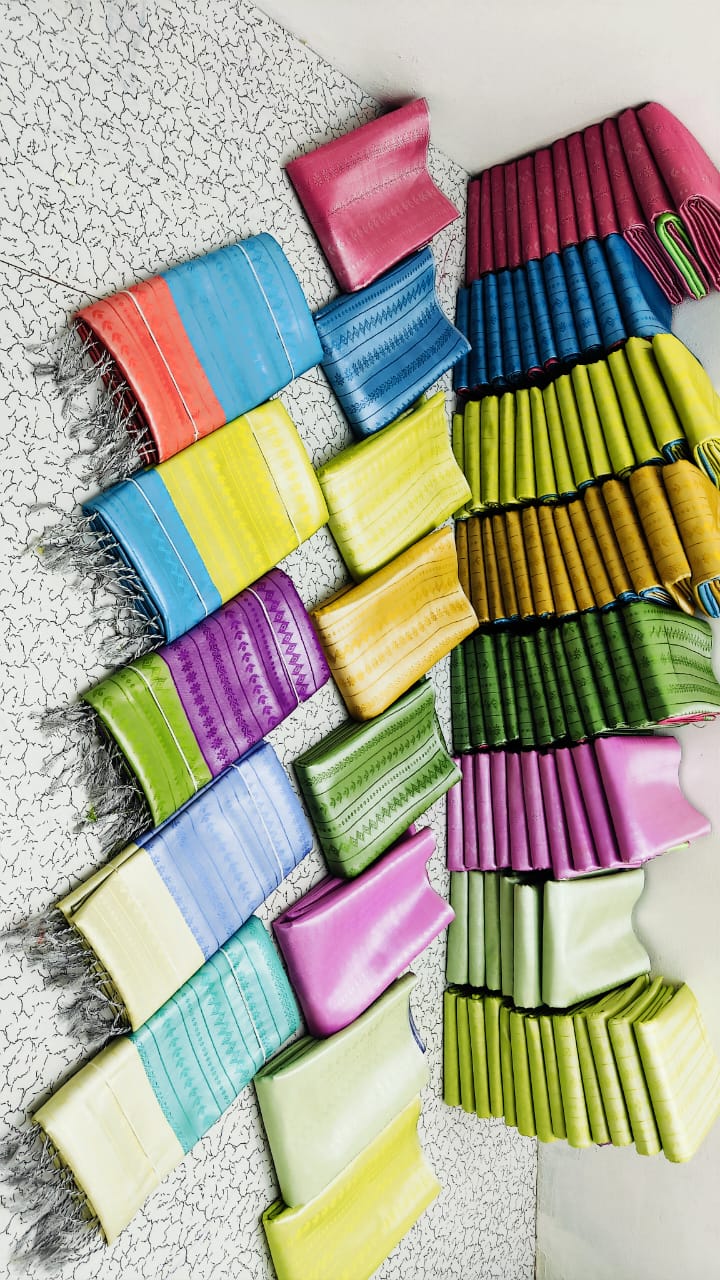 🪷 Silk Jacquard Tissue Saree – Semi-Silk Soft Weave 🪷