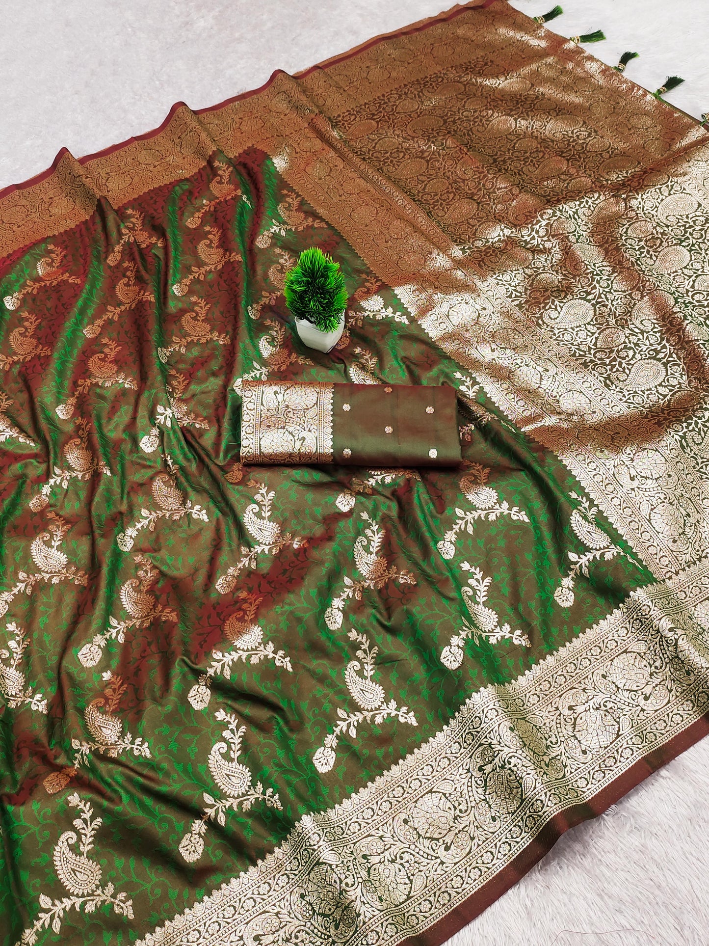 Soft Banarasi Silk Saree with Meenakari Touch – Rich Zari Weaving & Tassel Pallu
