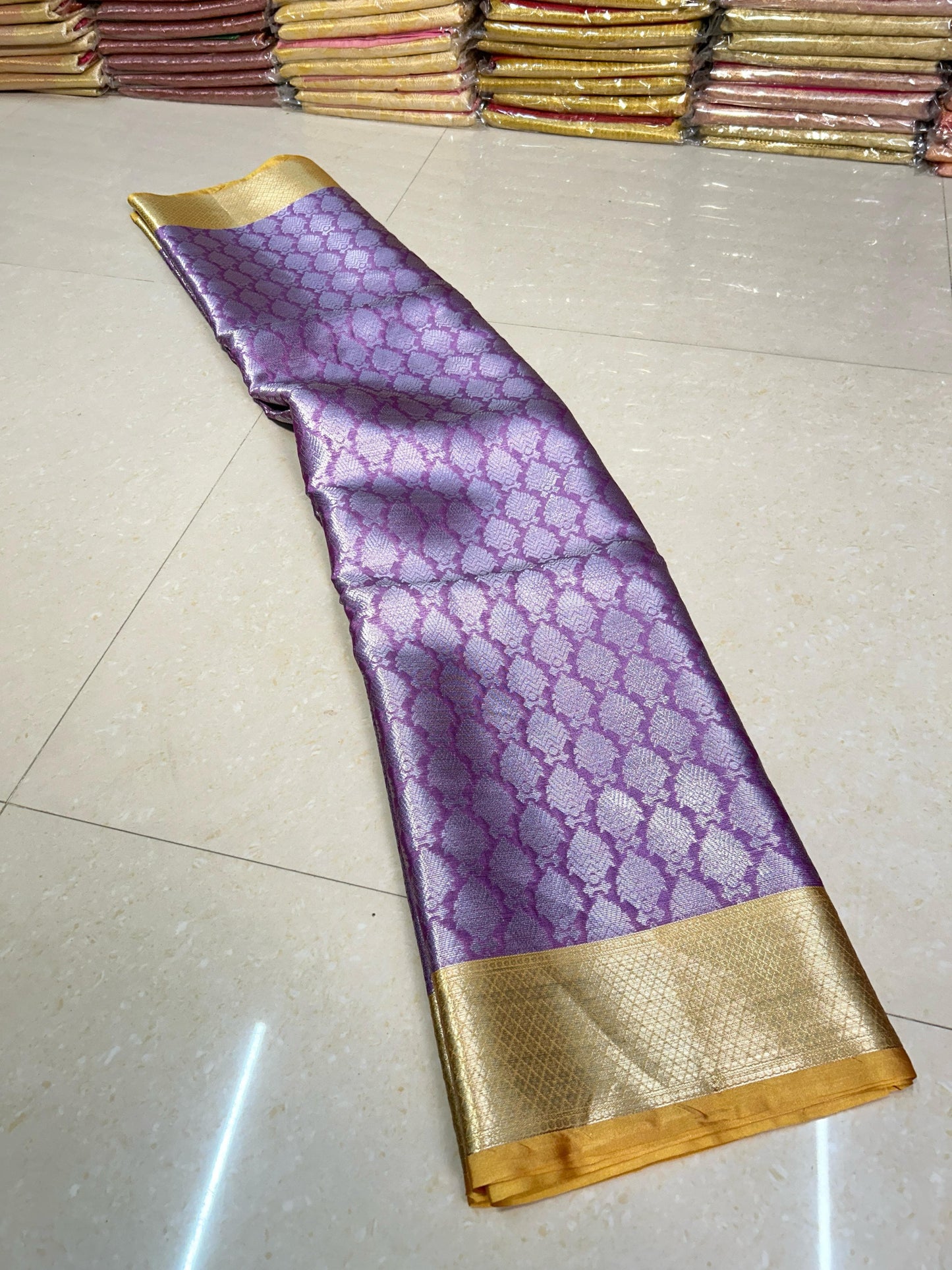 Premium Banarasi Bridal Silk Saree - Celebrity Inspired Banarasi Bridal Silk Saree – Contrast Rich Pallu & Brocade Blouse