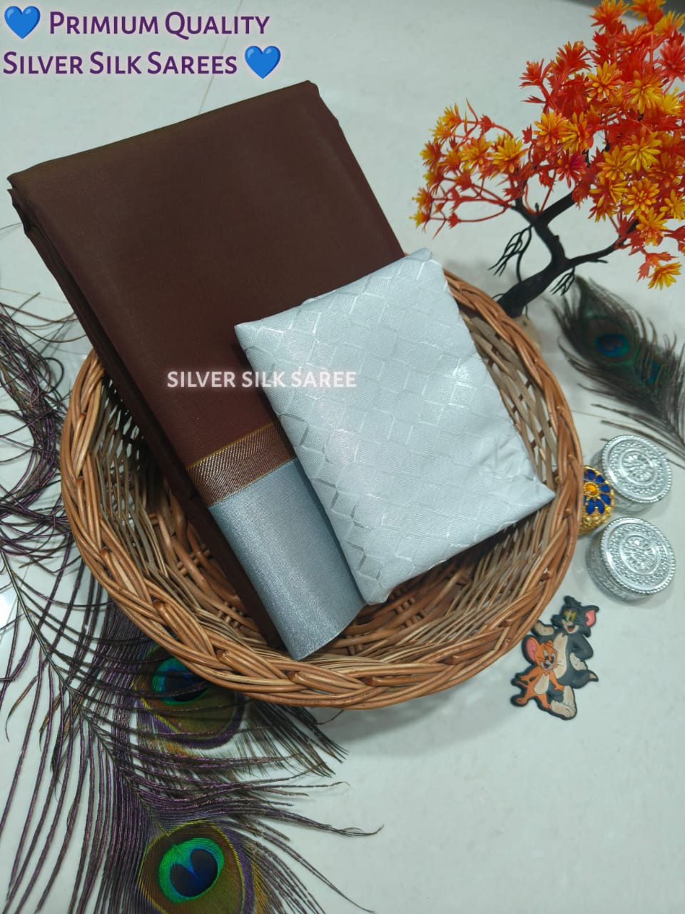 Plain Silver Jari Saree – Double Border with Chit Pallu Work