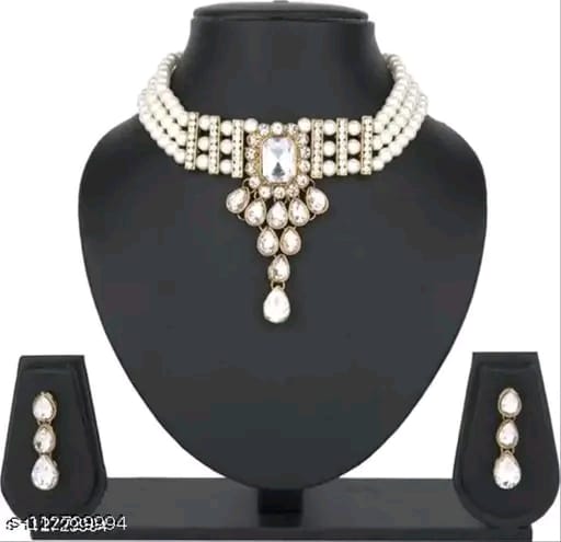 Pearl Choker Necklace with earrings