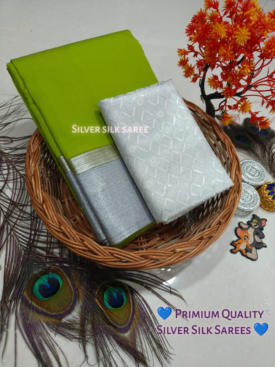 Plain Silver Jari Saree – Double Border with Chit Pallu Work