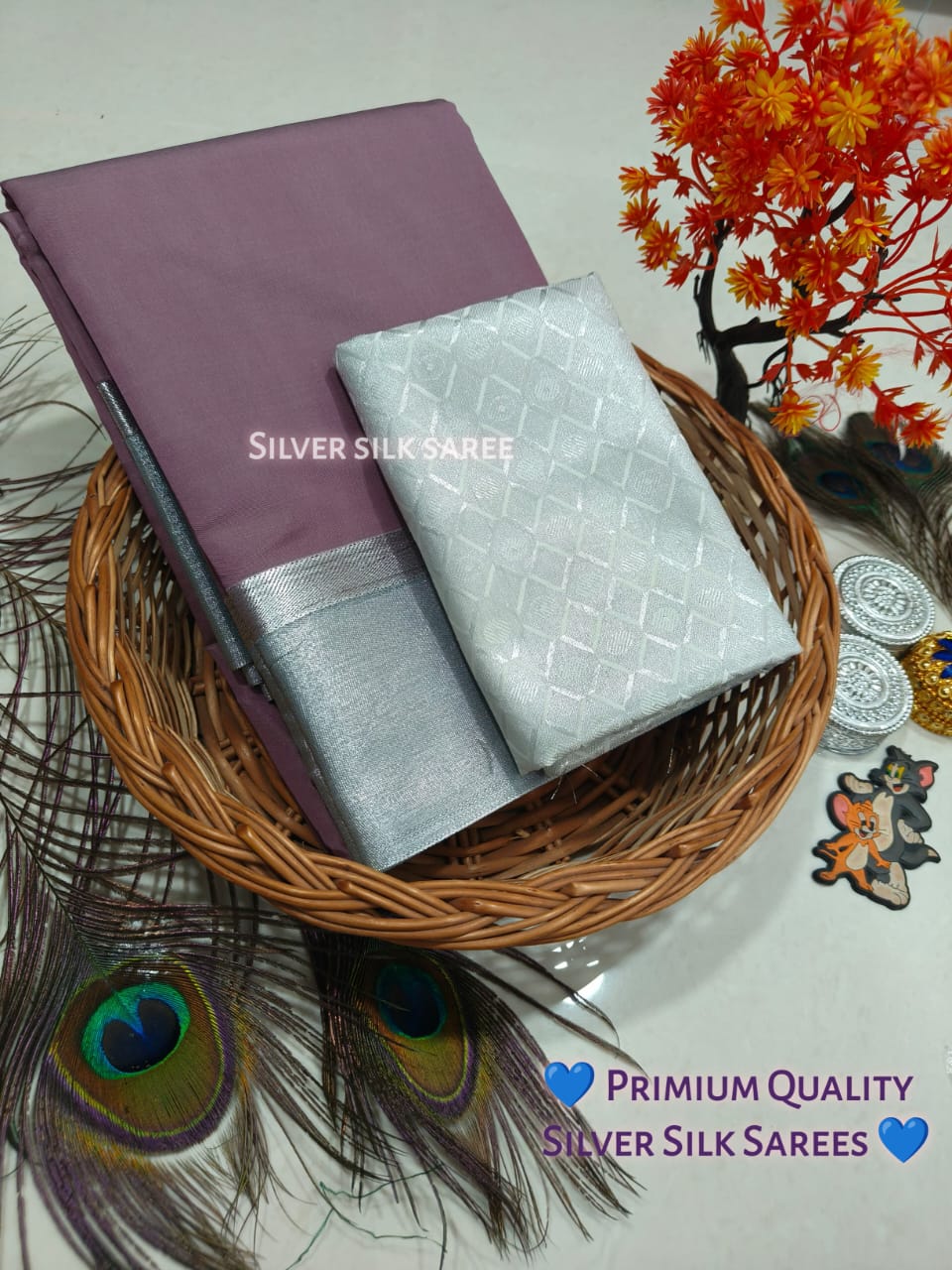 Plain Silver Jari Saree – Double Border with Chit Pallu Work