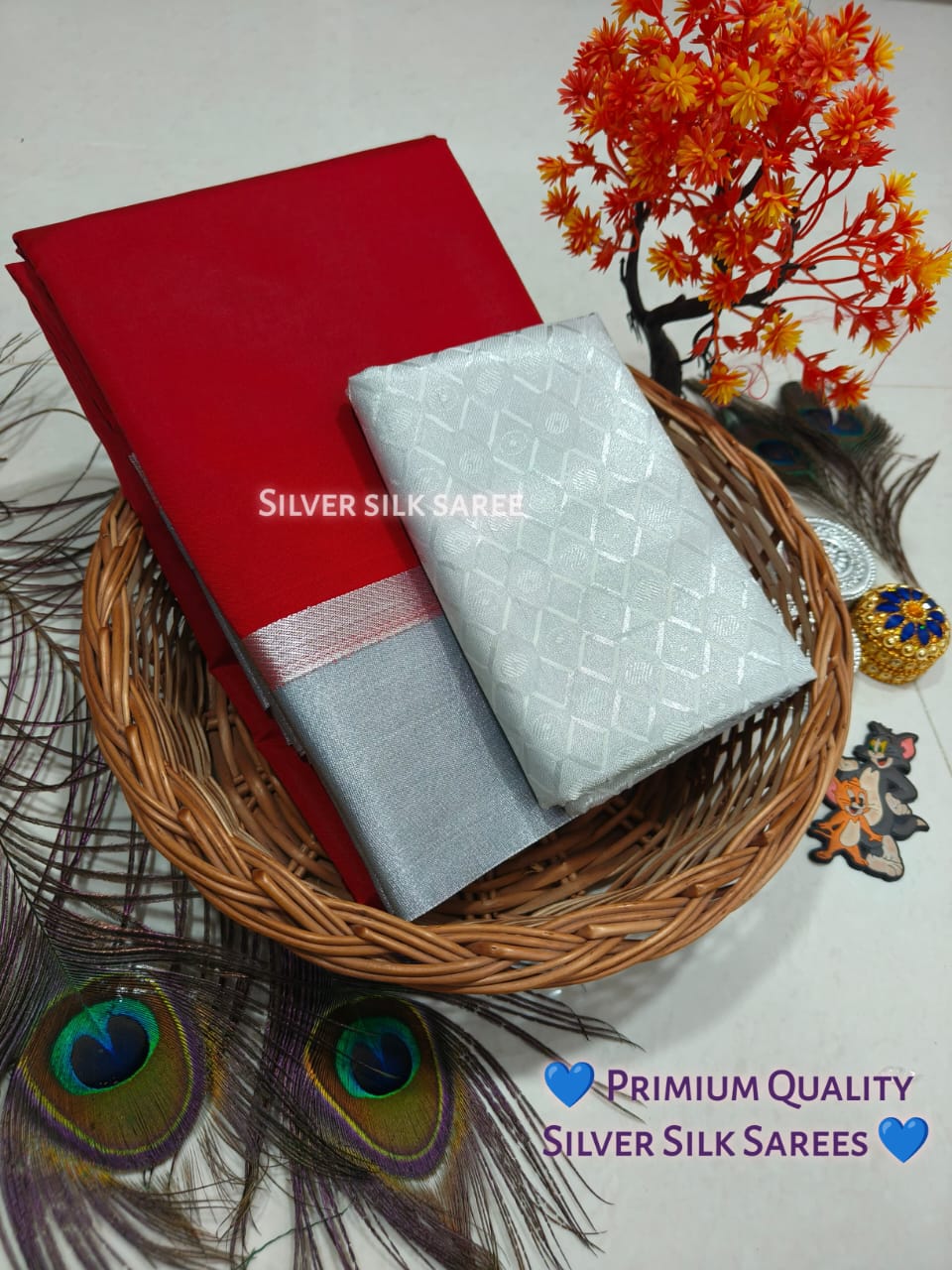 Plain Silver Jari Saree – Double Border with Chit Pallu Work