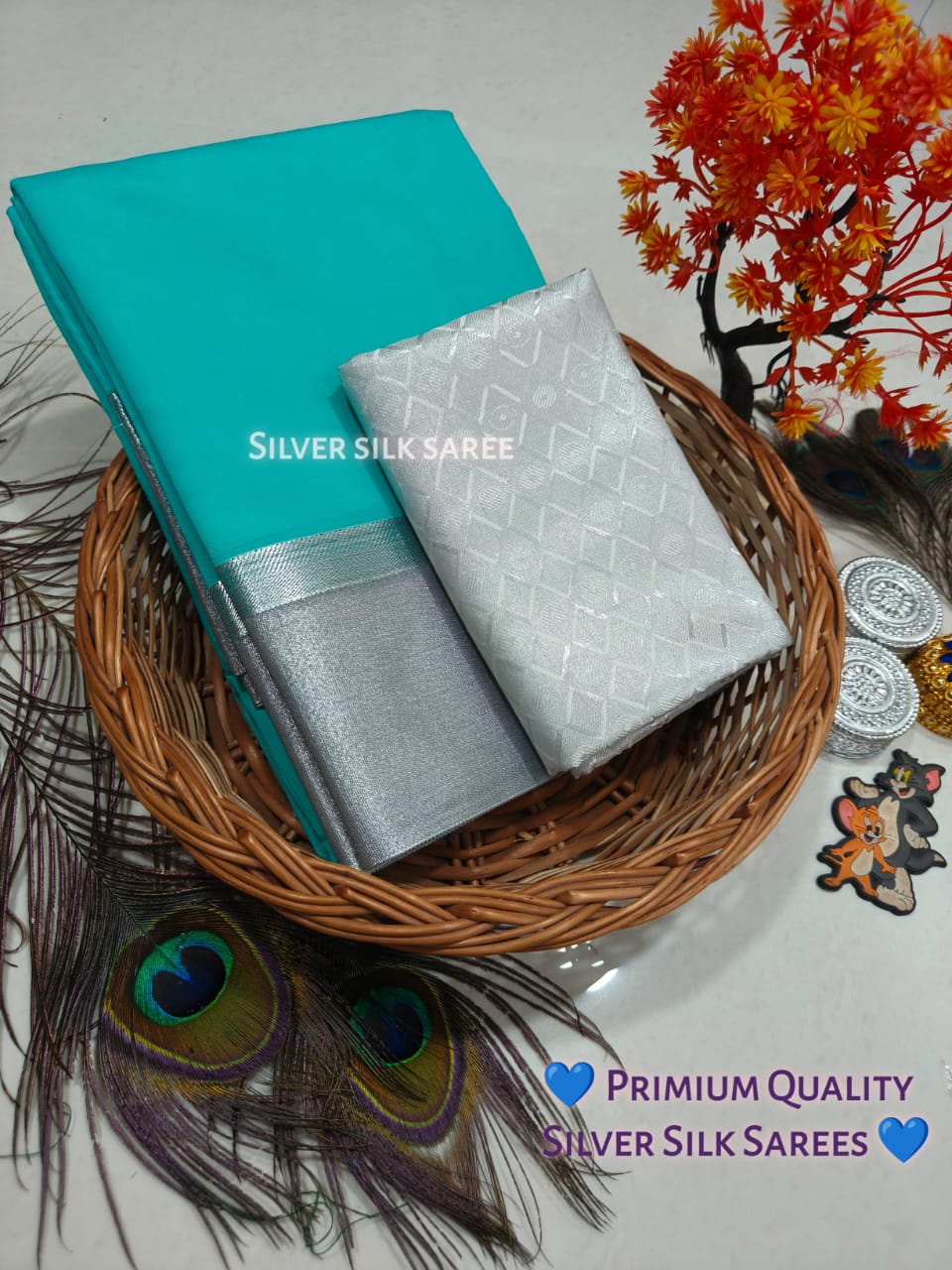 Plain Silver Jari Saree – Double Border with Chit Pallu Work