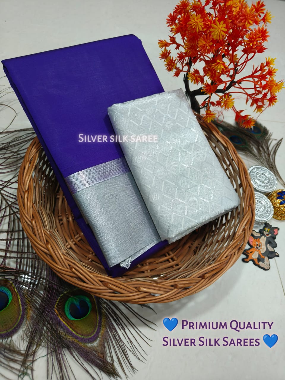 Plain Silver Jari Saree – Double Border with Chit Pallu Work