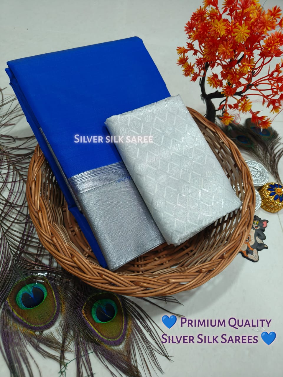 Plain Silver Jari Saree – Double Border with Chit Pallu Work