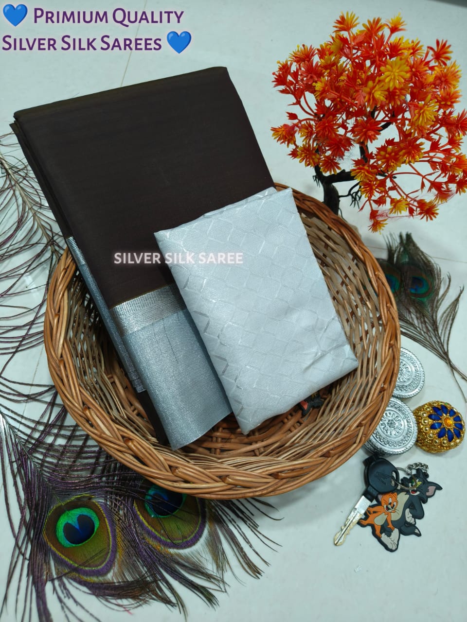 Plain Silver Jari Saree – Double Border with Chit Pallu Work