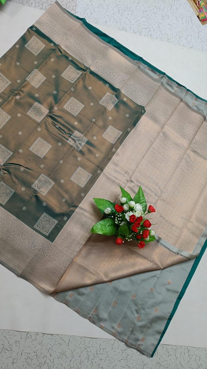 Premium Bridal Banarasi Silk Saree – Contrast Border & Rich Pallu