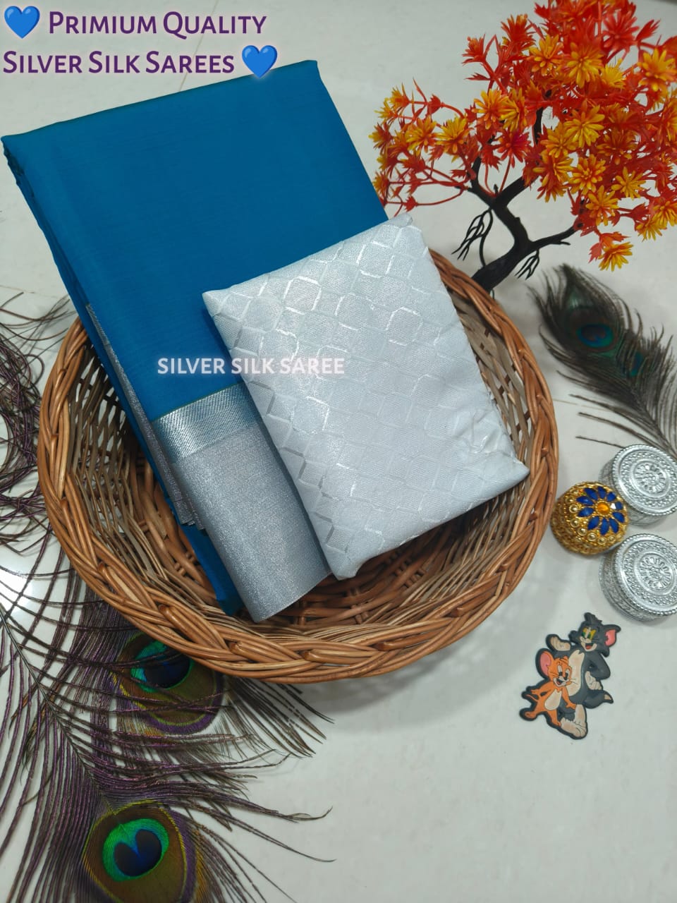 Plain Silver Jari Saree – Double Border with Chit Pallu Work