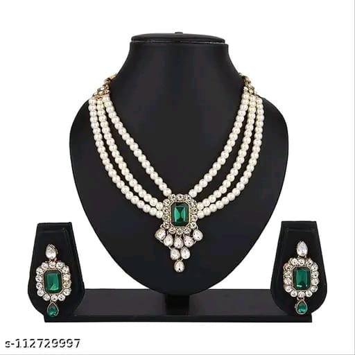 Pearl Choker Necklace with earrings