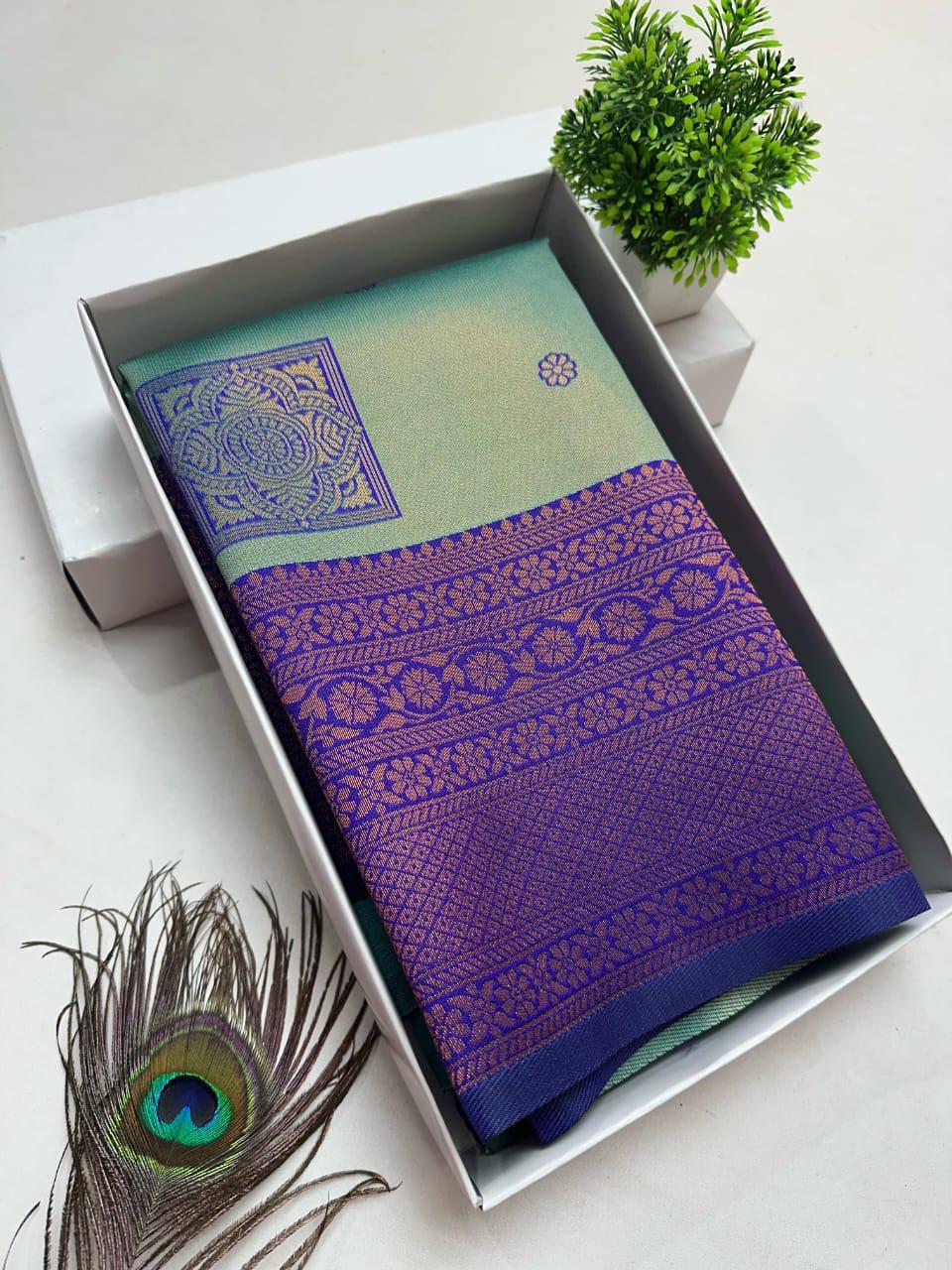 Premium Bridal Banarasi Silk Saree – Contrast Border & Rich Pallu