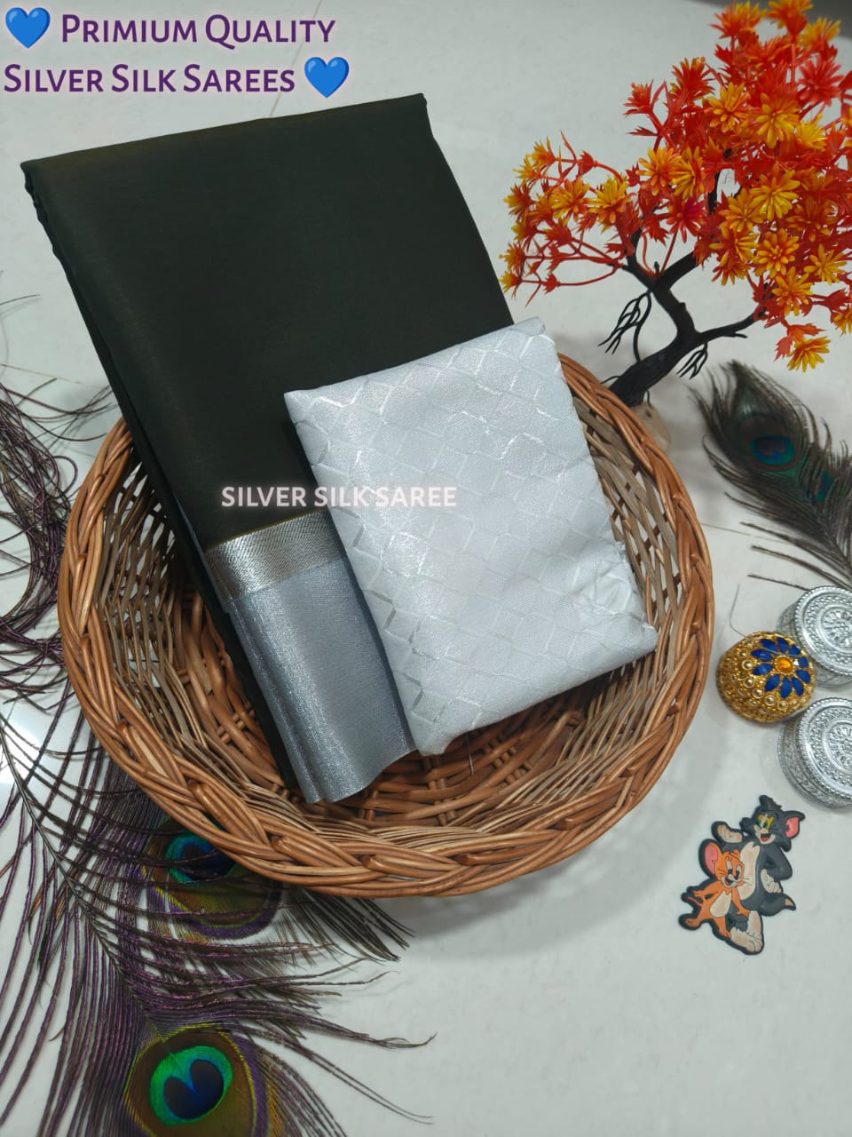 Plain Silver Jari Saree – Double Border with Chit Pallu Work